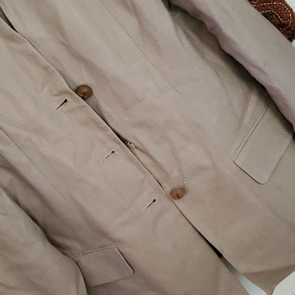 Jerome Bernard Tan Suit 10 (Suit Button found) - Picture 5 of 8